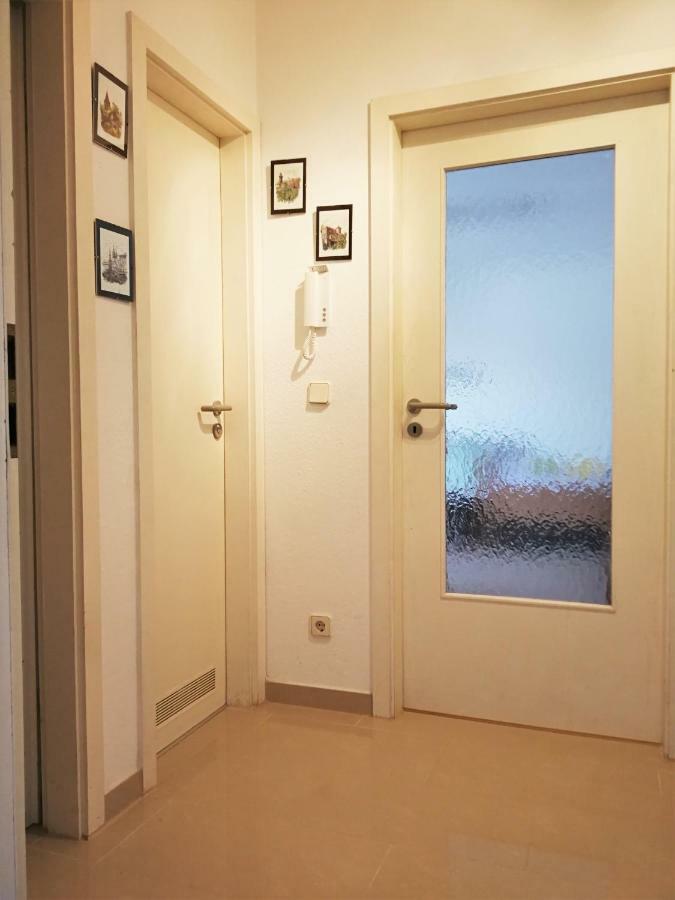 Quiet City-Apt, 4Min City-Center, 18Min Fair Nuernberg!!! Esterno foto